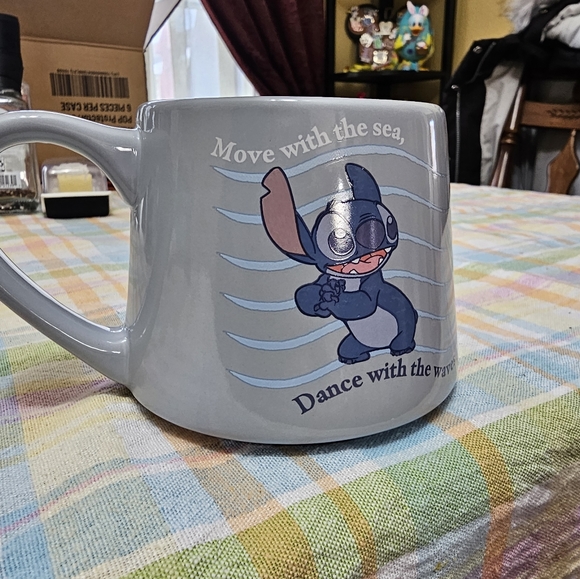 Disney Stitch Mug New - Picture 2 of 6
